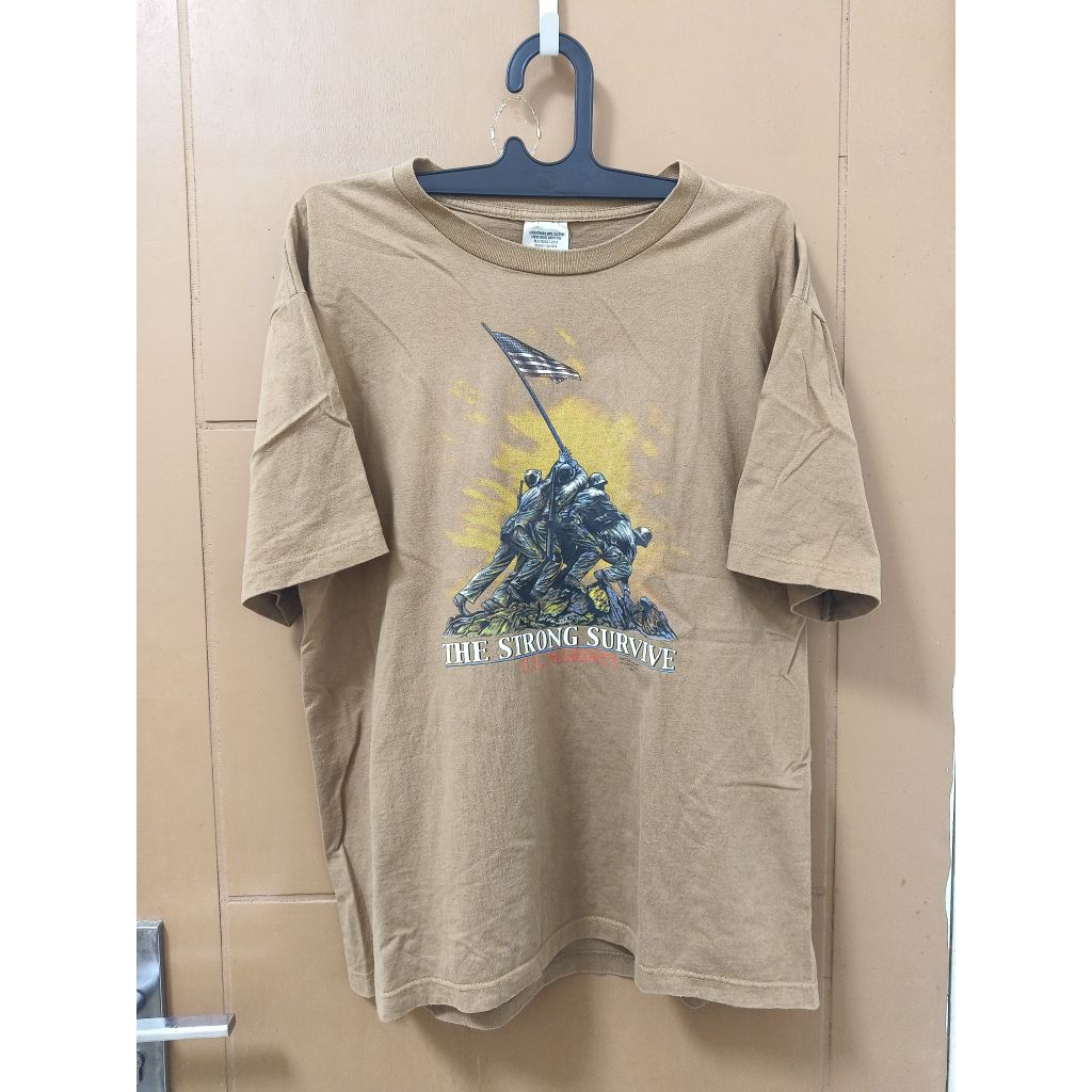 Kaos USMC The Strong Survive Original L