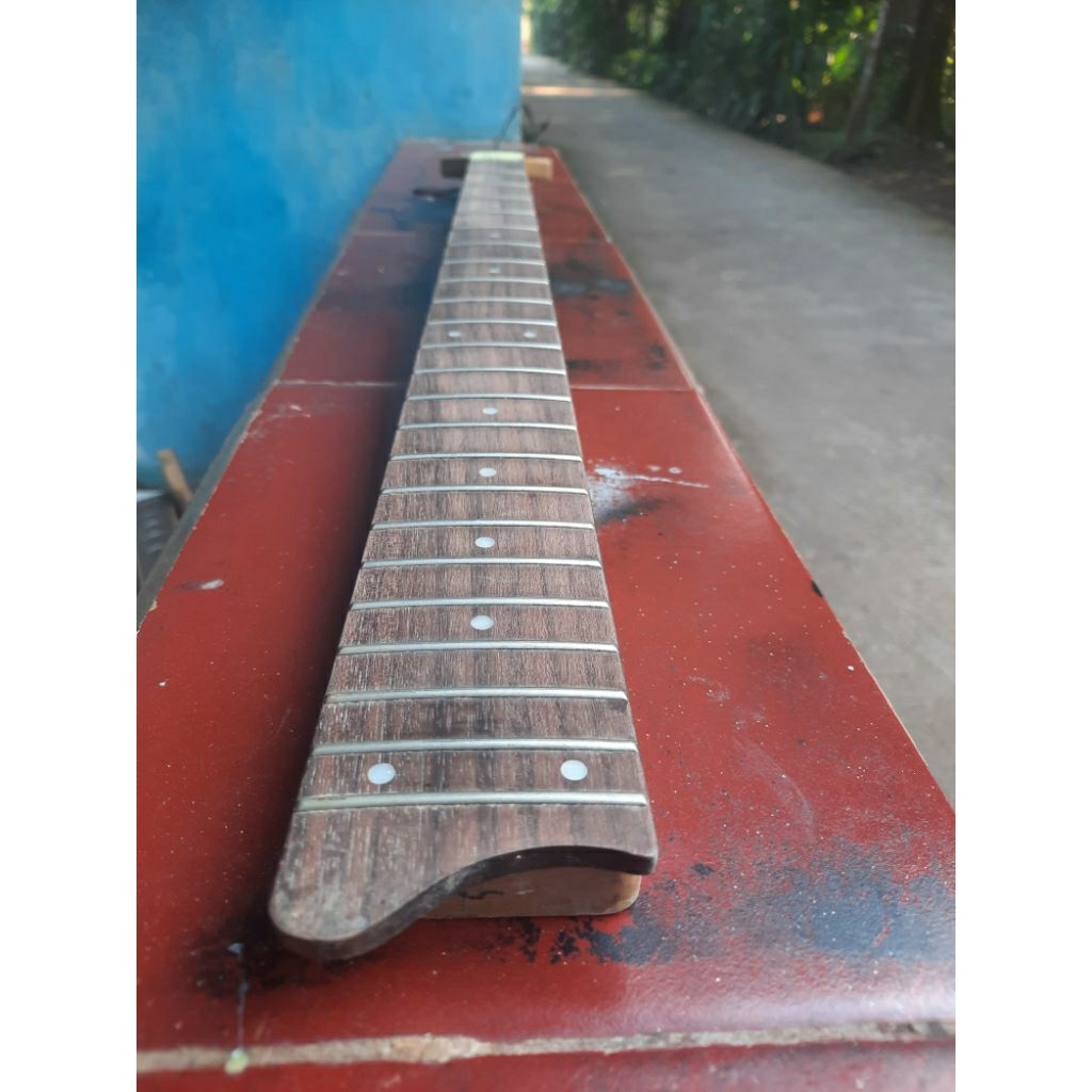 Neck bass 4 string neo classicm dame