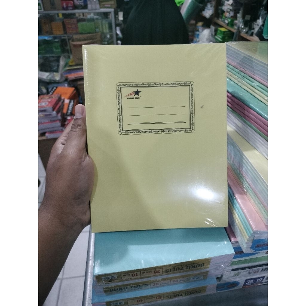 

Buku tulis Bintang Abadi