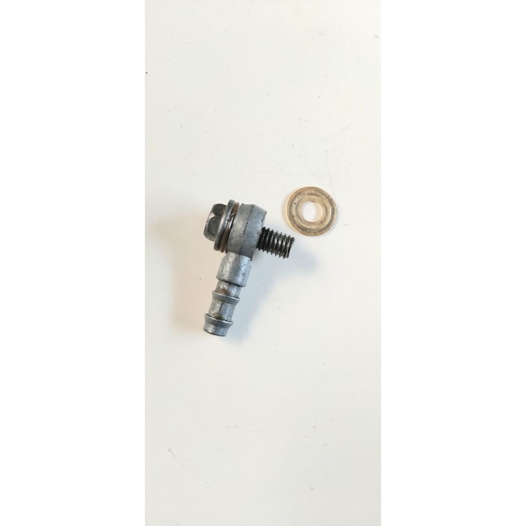 baut nepel pipa oli samping suzuki A100 original second