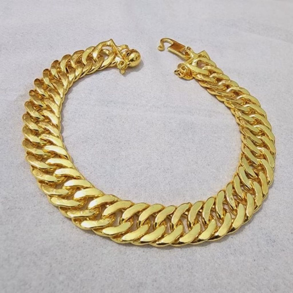 AKSESORIS GELANG TANGAN RANTAI KELABANG BESAR [0004]