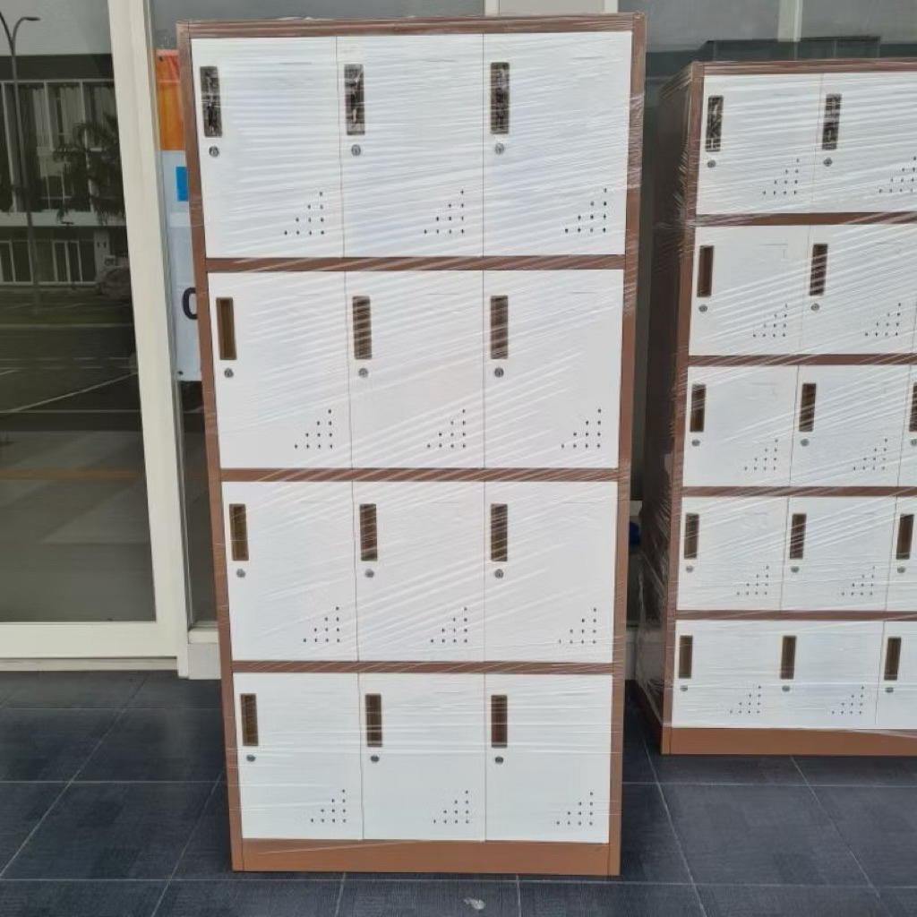 LEMARI LOKER BESI 12 PINTU