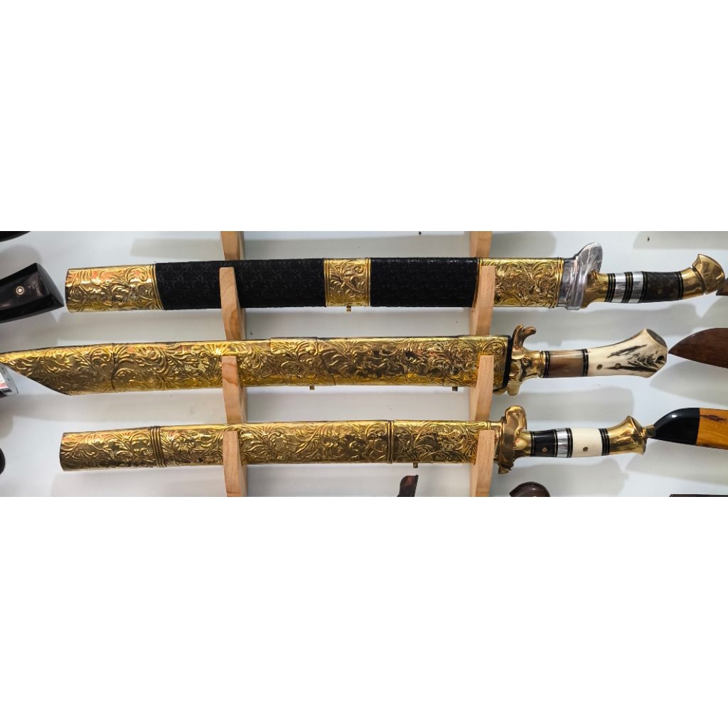 PARANG KERJA KEBUTUHAN BERKEBUN