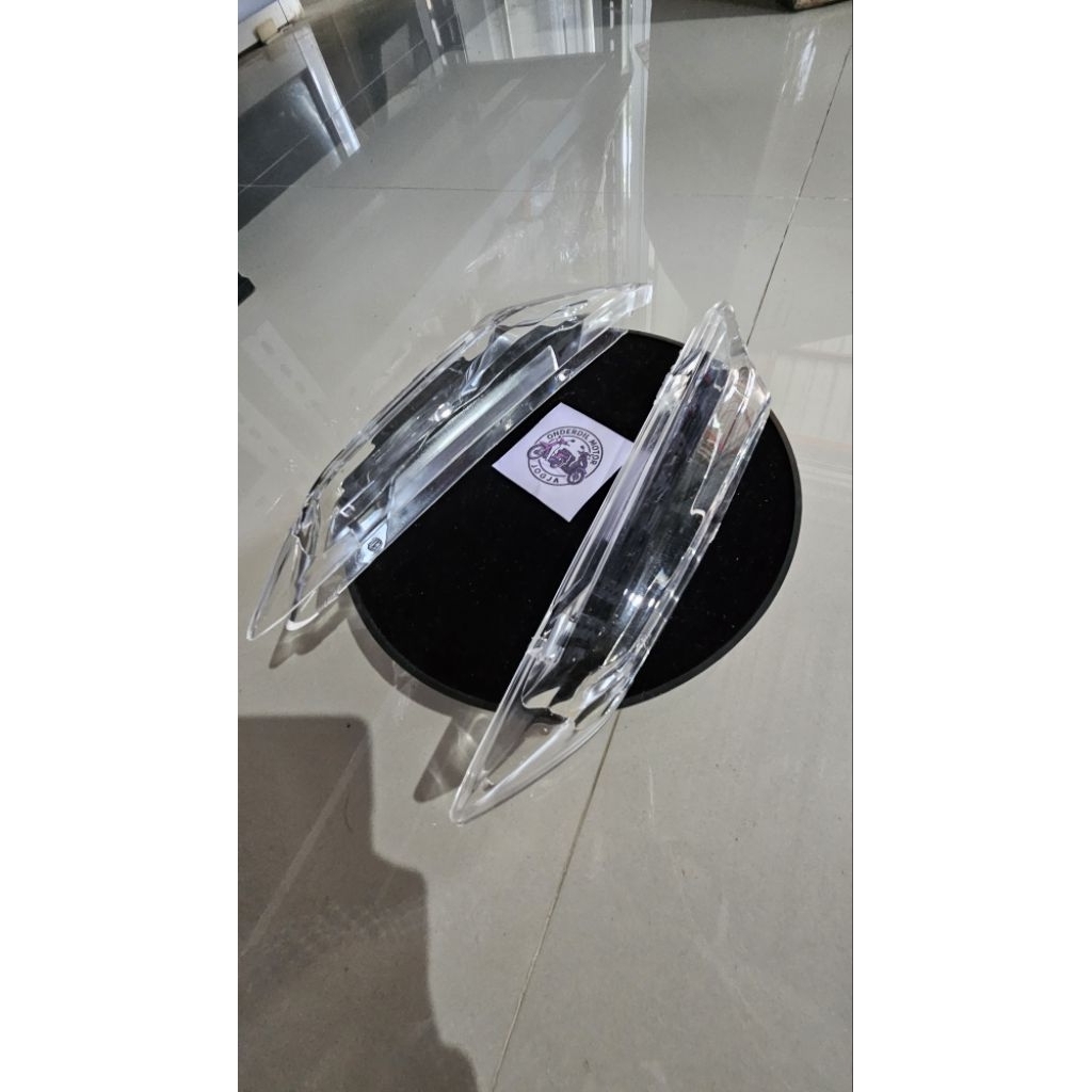 Mika Sen Fr Vario Techno 125, Mika sein depan Vario Techno 125