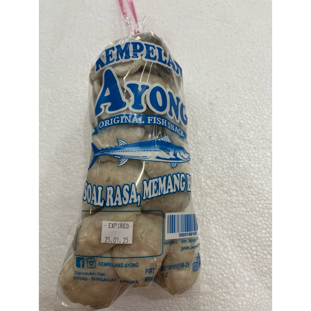 

Kemplang kerupuk ikan goreng pasir merk Ayong dari toko LCK