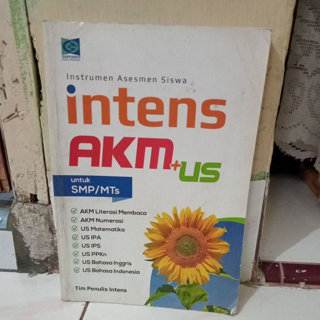 intens AKM SMP