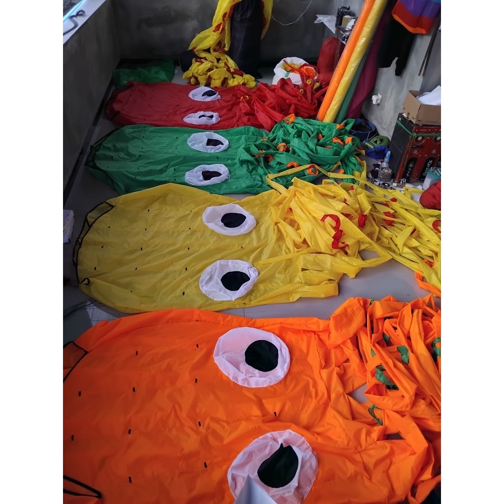 layang layang gurita / layang layang tanpa rangka