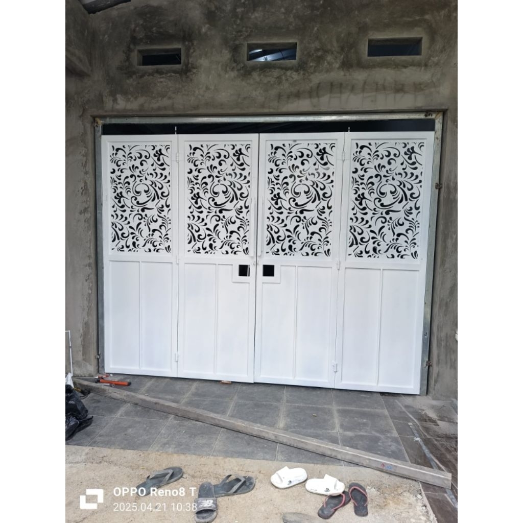 pagar pintu gerbang besi ukiran cutting laser modern minimalis