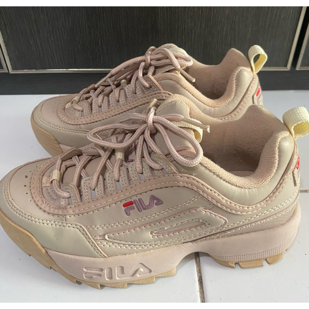 Preloved Fila Shoes Original