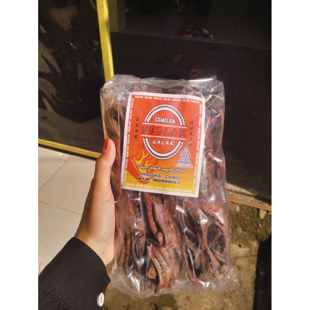 

seblak kering kerupuk asbes isi 10 pics Rp.1000/pics