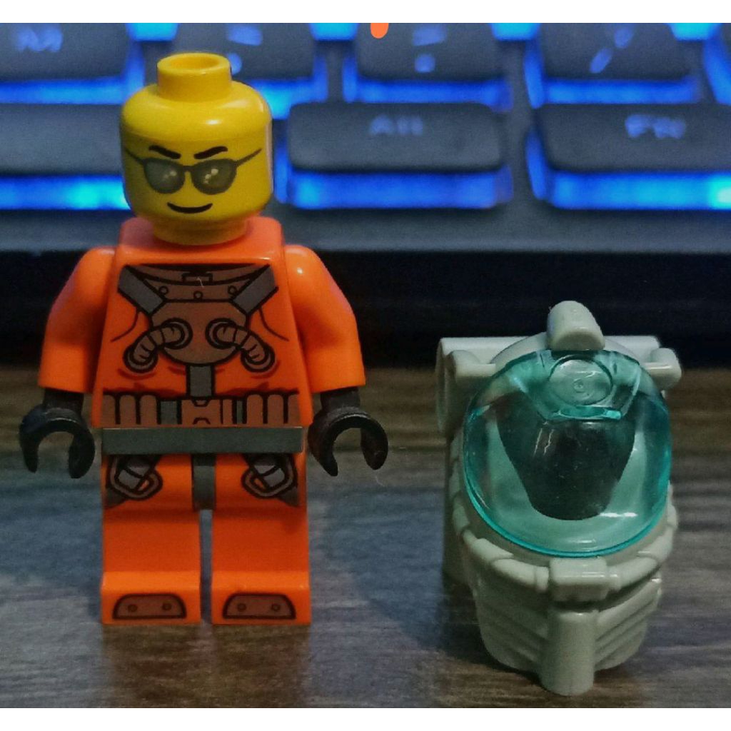 mini figure lego divers moc