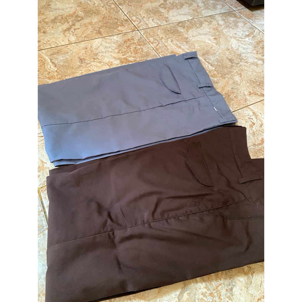 CELANA SEKOLAH PRELOVED NEW