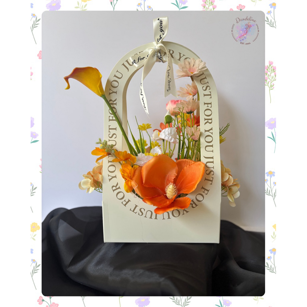 

KOTAK BUNGA | FLOWER BOX JUST FOR YOU | KADO WISUDA | KADO