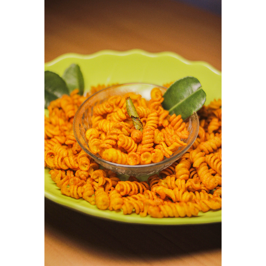 

Makaroni Spiral Daun Jeruk. Kemasan 500gr, 250gr, 100gr.