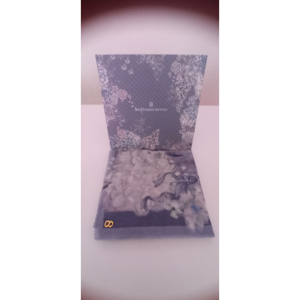 Buttonscarves PL hydrangea violet rare vvgc