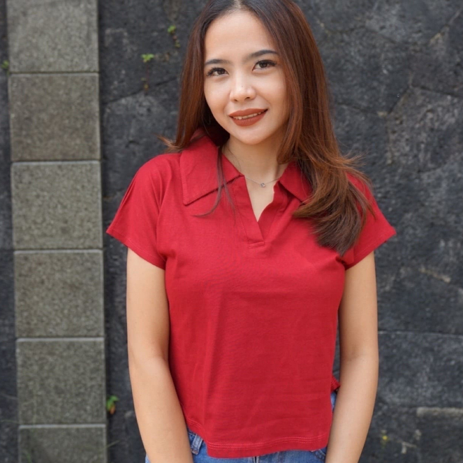 KAOS | BAJU | BAJU KAOS | CROP TOP | BAJU CROP TOP WANITA | CROP TOP KERAH POLO WARNA MAROON | LUXEL