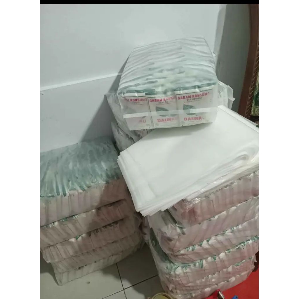 

Garam Daunku/IjoDaun250gram beryodium 1 ball isi 20 pcs