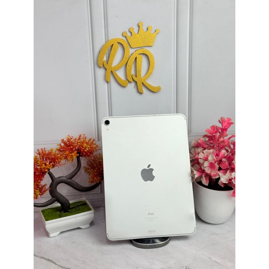 iPad Pro 11 Inchi 2018 64GB Gen 1 ex-ibox second unit only