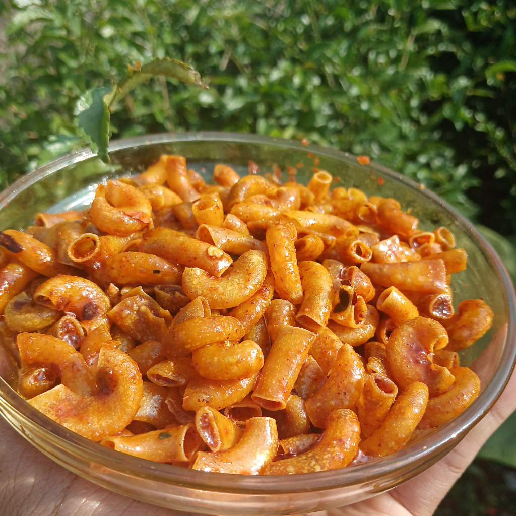 

Makaroni Cikruh Pedas Daun Jeruk Kemasan 500gr