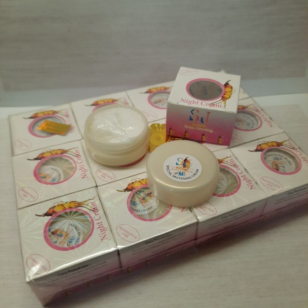 [LUSINAN] CREAM MALAM SJGINGSENG / SIN JUNG EXTRA GINGSENG