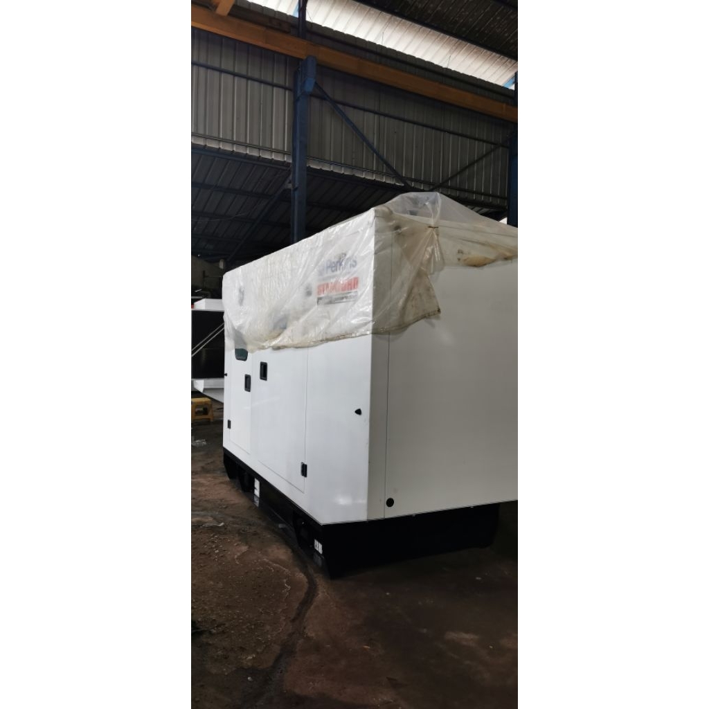 Genset Bekas Perkins 45 kVA Silent