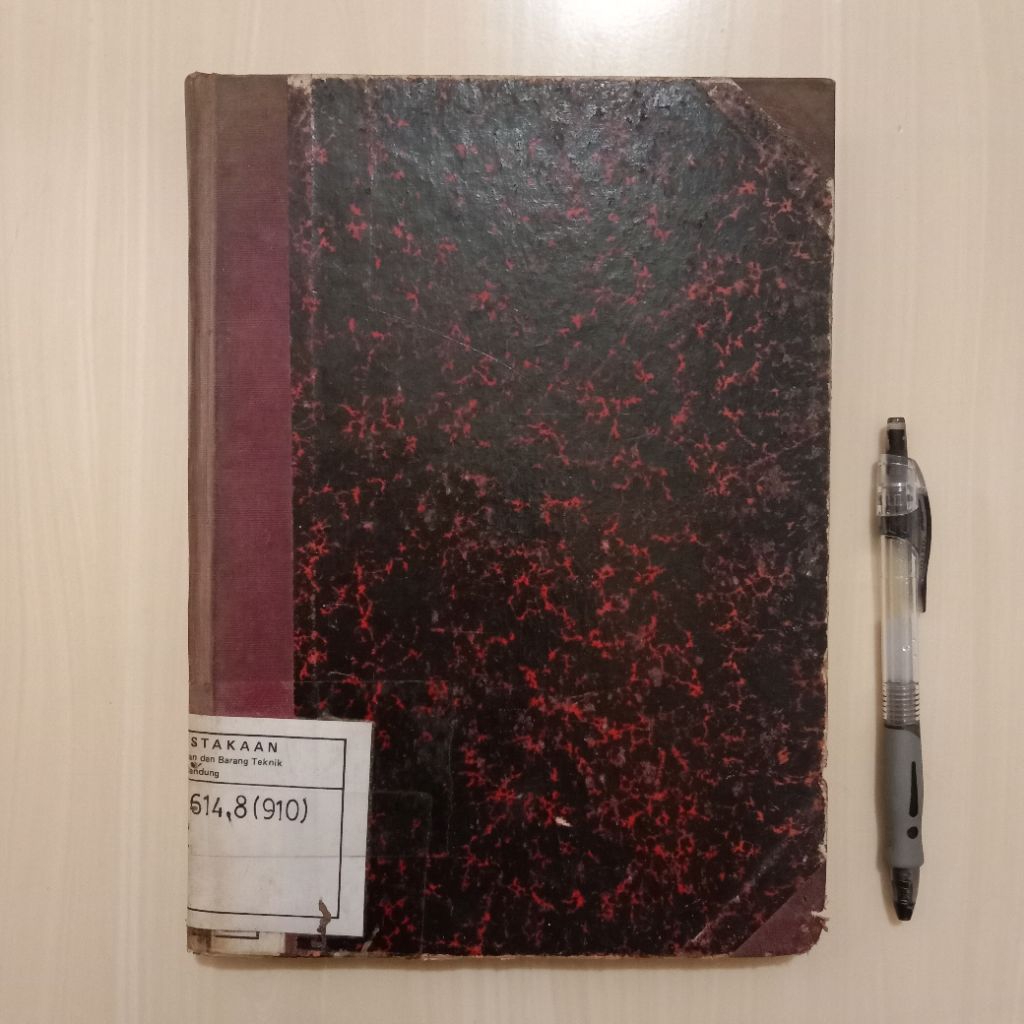 VERSLAG VAN DEN DIENST VAN HET VEILIGHEIDSTOEZICHT IN NEDERLANDSCH-INDIE OVER DE JAREN 1937,1938,193