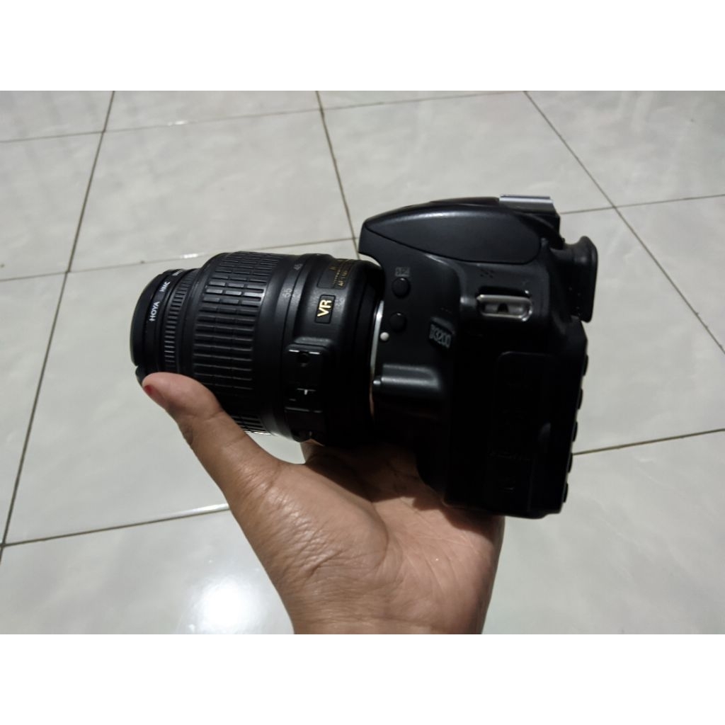NIKON D3200 SECOND