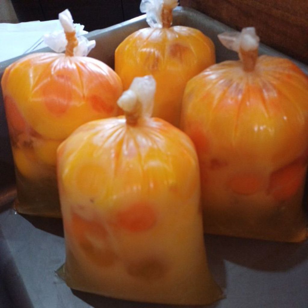 

Telur Ayam Kupas Tanpa Cangkang Liquid Egg Frozen Chilled 1 Kg