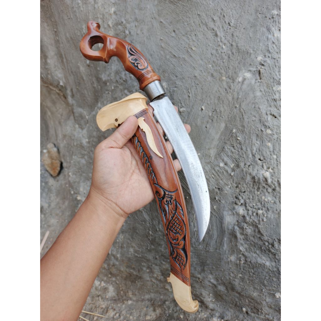 KUKU MACAN PISAU BAJA PER GAGANG BOLONG