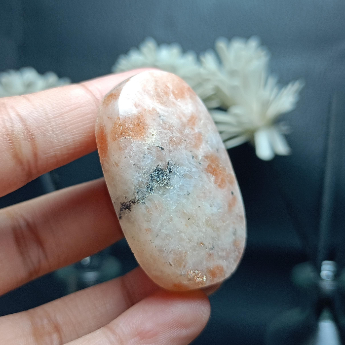 Batu Natural Golden Sunstone Palm (2)