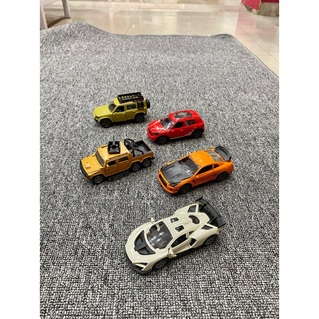 DIECAST miniatur MOBIL / mainan edukasi anak mobil miniatur yg terbuat dari besi