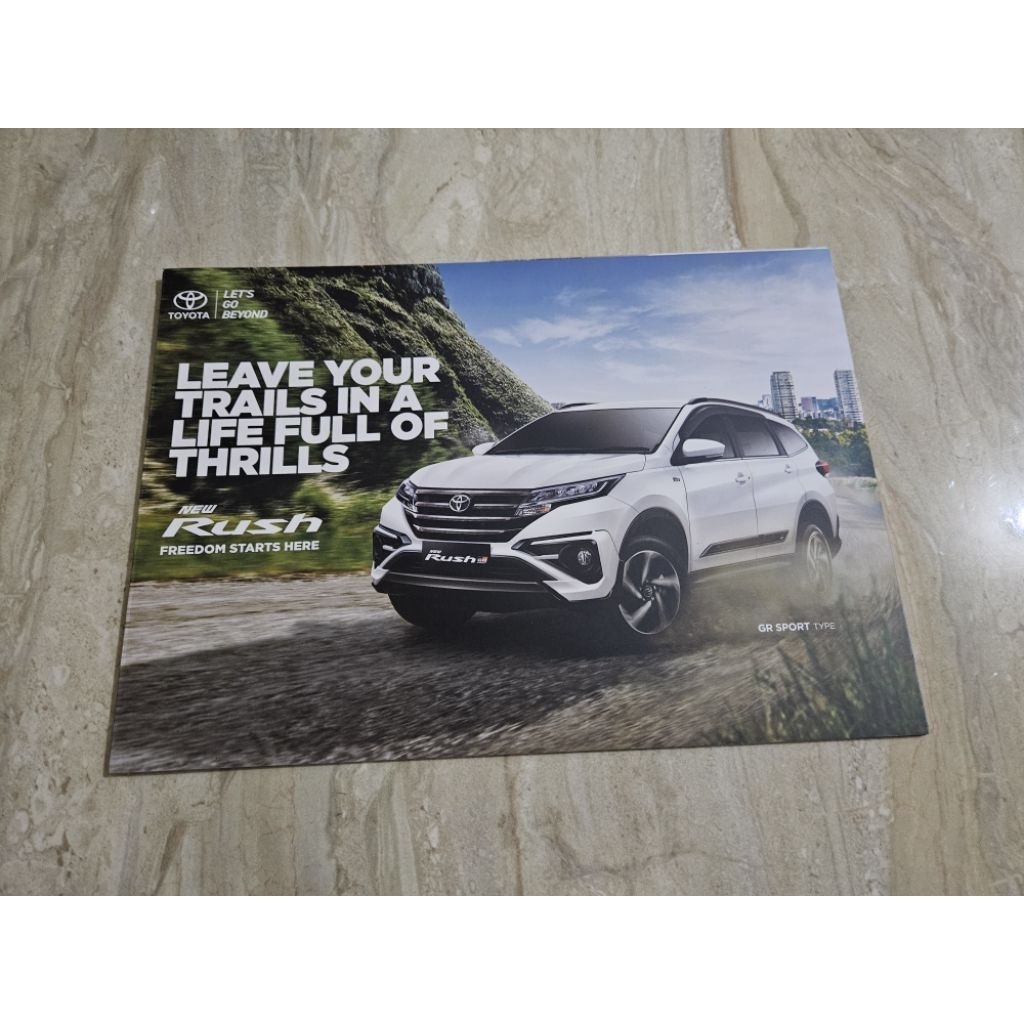 brosur katalog mobil toyota rush 2021 leaflet