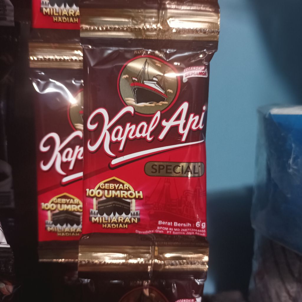 

Kopi mini Kapal Api & Top kopi 6g renteng isi 10pcs
