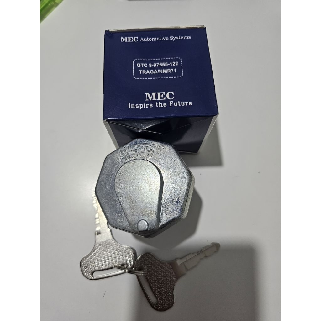 Tutup tangki solar Isuzu traga Nmr71