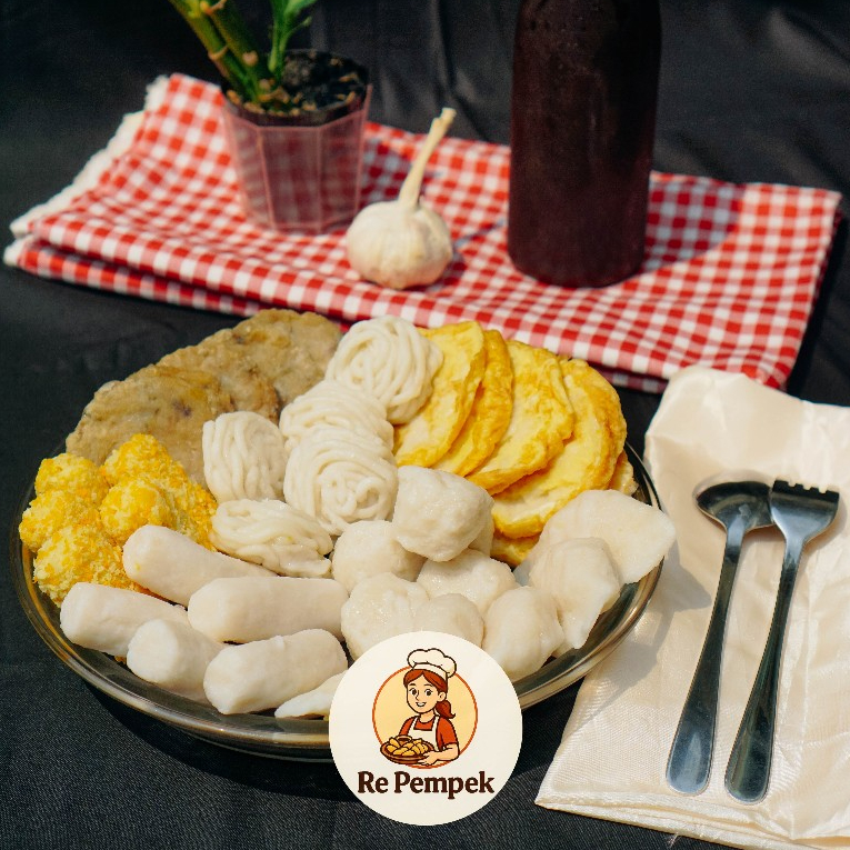 

Pempek Frozen isi 5pcs (100% Ikan Tenggiri Berkualitas)