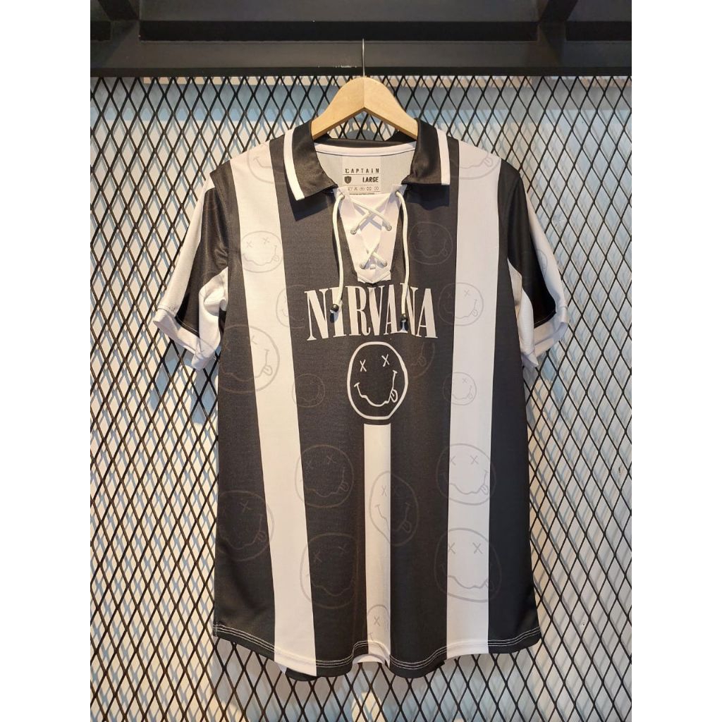 Jersey Nirvana Retro Hitam Putih – Kaos Musik Vintage Lengan Pendek Pria wanita Unik Motif Smiley