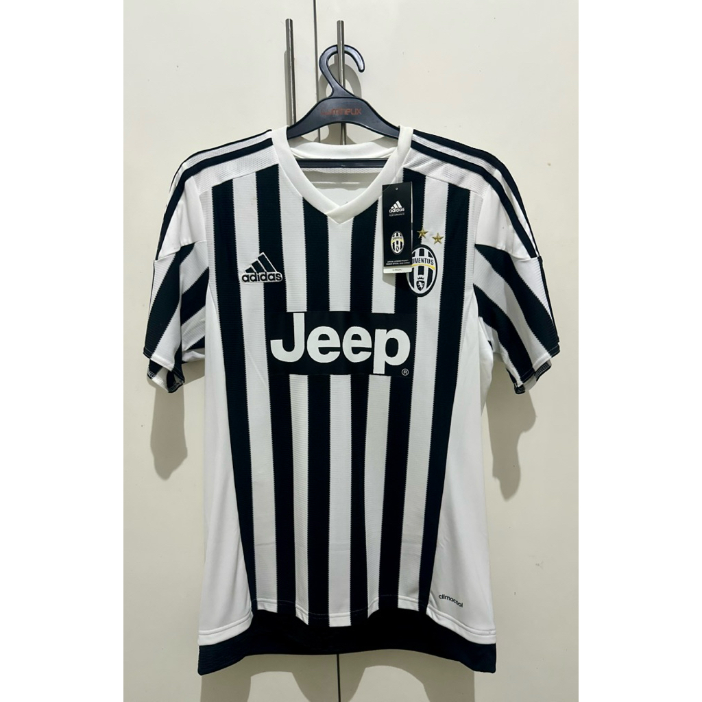 2015-2016 JUVENTUS HOME SHIRT JERSEY BNWT M/L