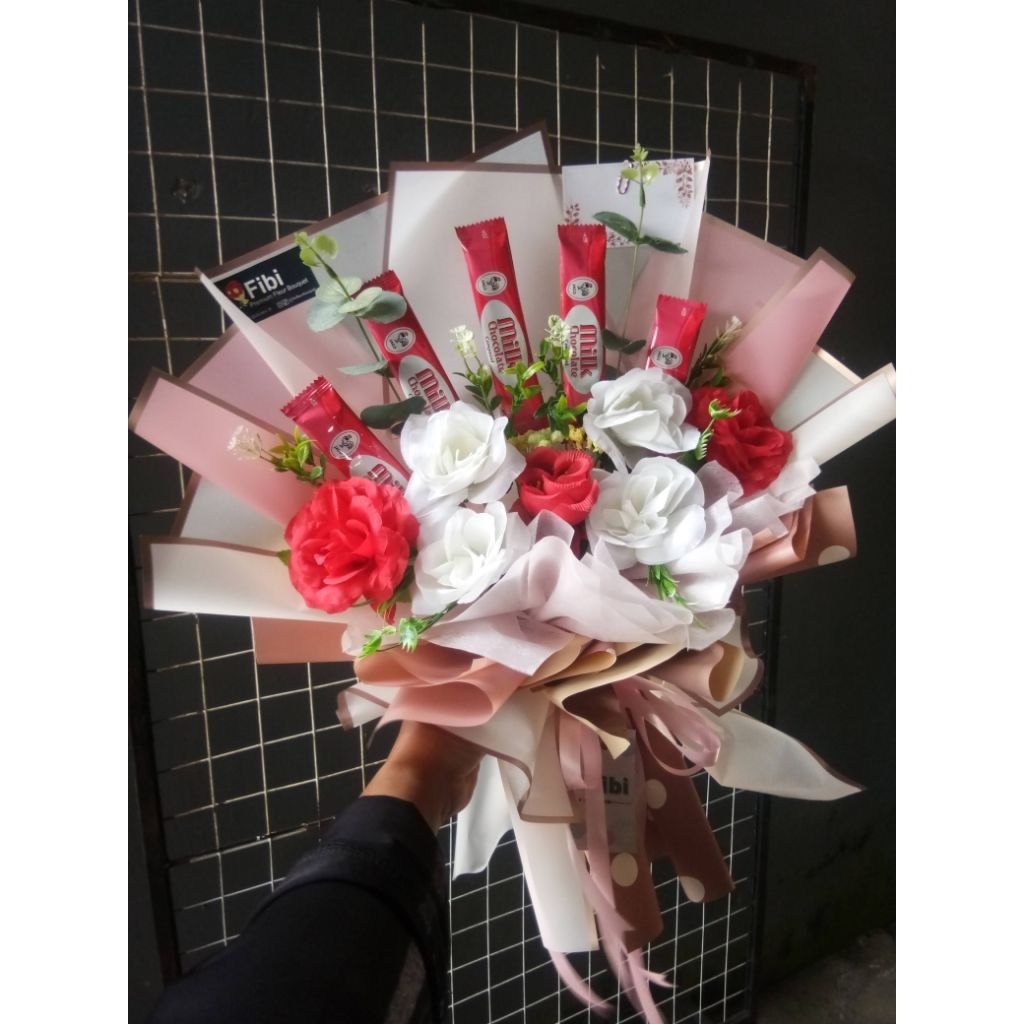 Buket bunga dan coklat