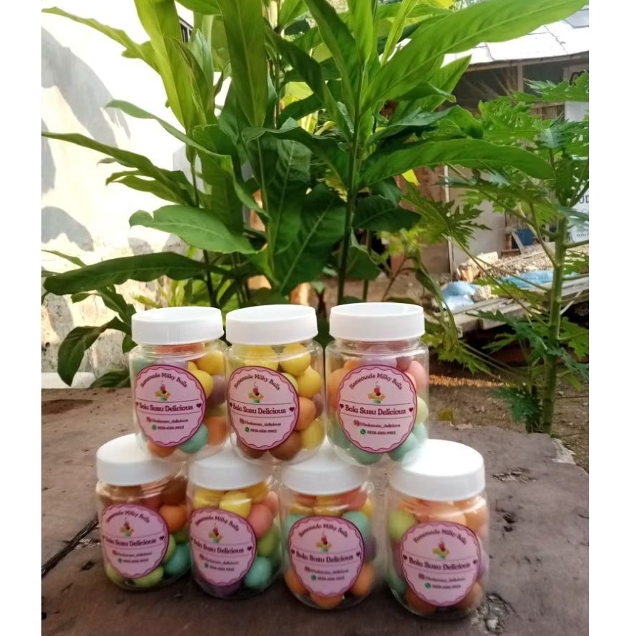 

Bola-Bola Susu Delicious Premium Homemade (Original) 140 gr