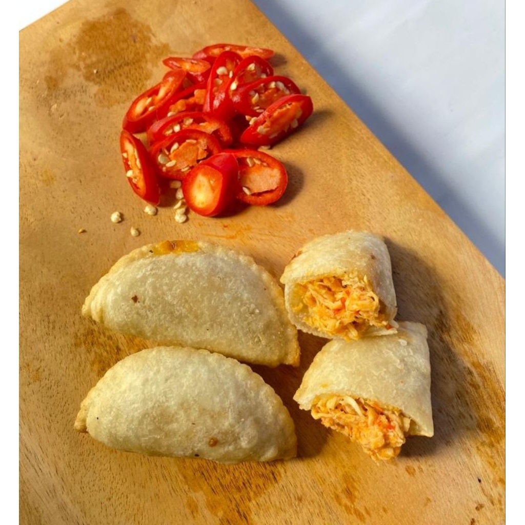 

Cireng isi ayam suwir/ 1 pack ISI 7