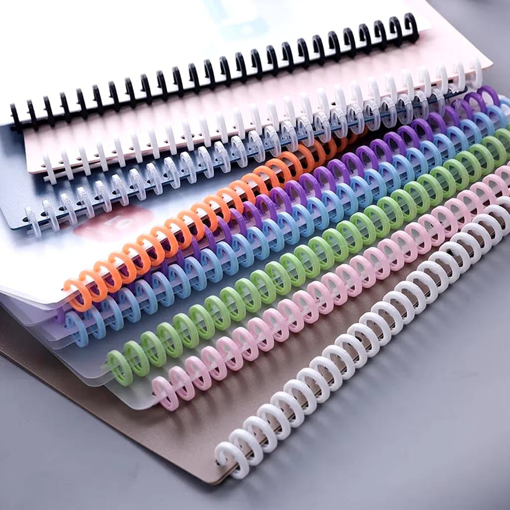 

Ring Binder Plastik Spiral 30 Lubang Untuk Loose-leaf paper A4 B5 A5 A6 A7. fgt