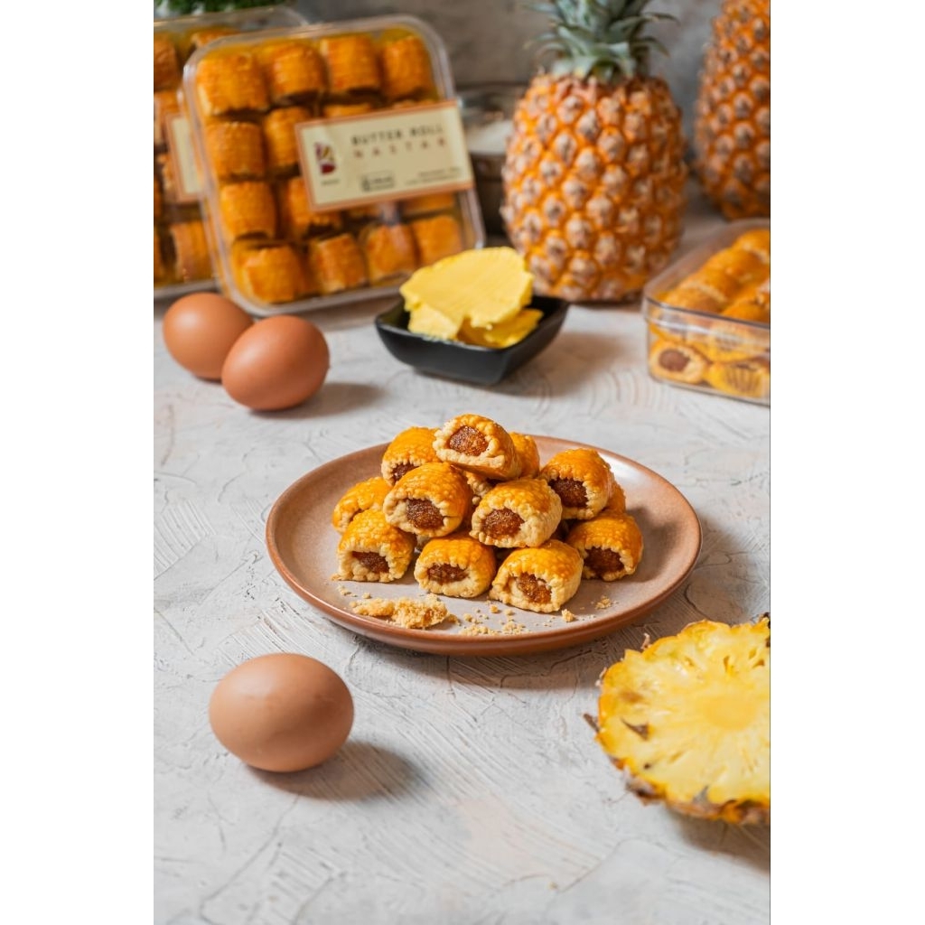 

BUTTER ROLL NASTAR ( 450 gr ) - Nastar Gulung Viral, Nastar Gulung Malaysia - Pineapple Tart
