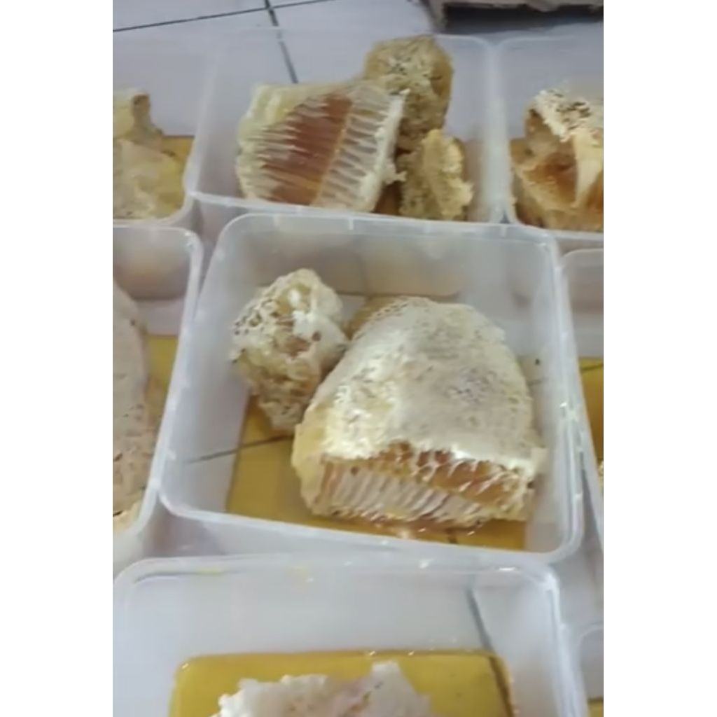 

Madu Murni 1Kg