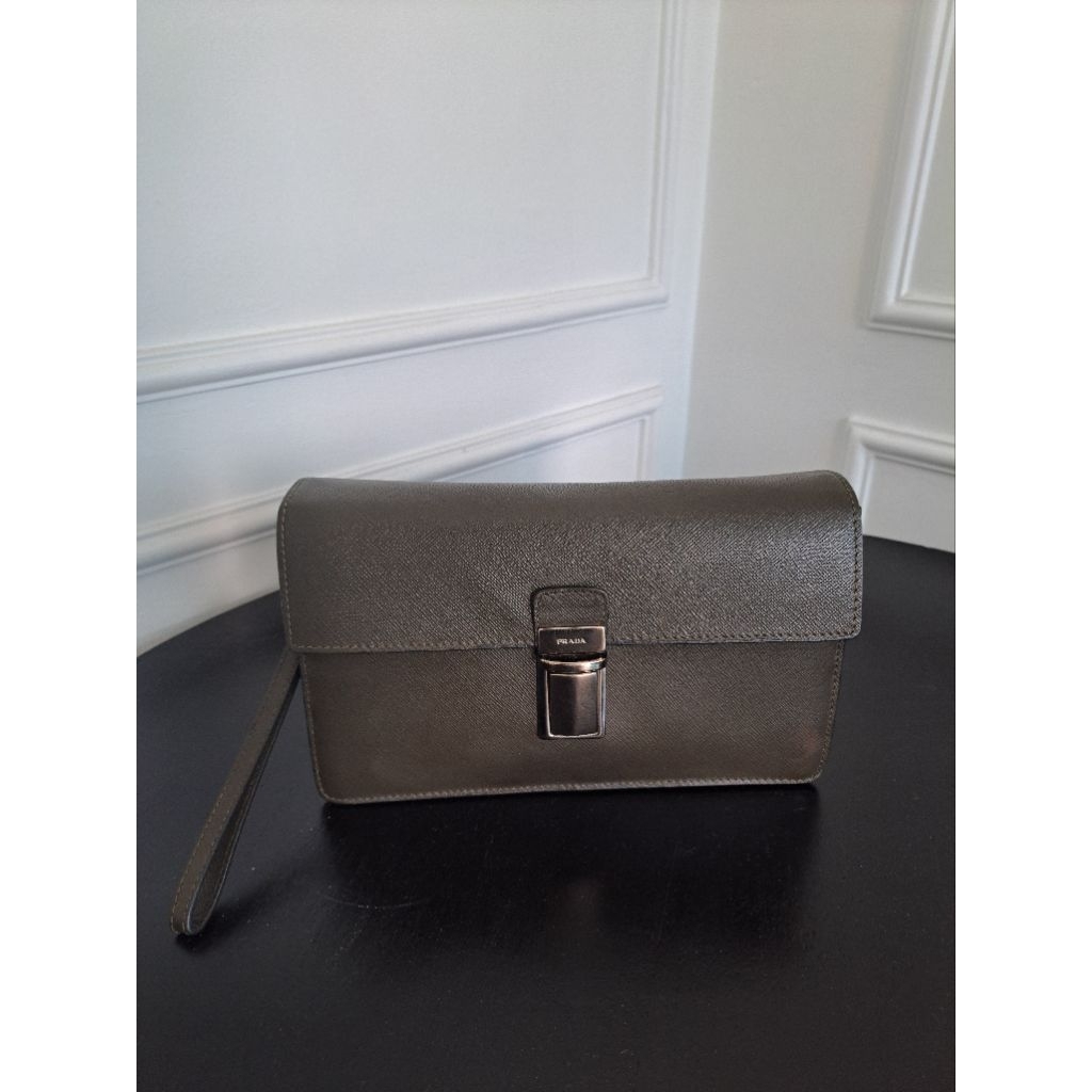 ORIGINAL Prada Saffiano Leather Clutch Bag (MEN'S, BLACK, 80% CONDI)