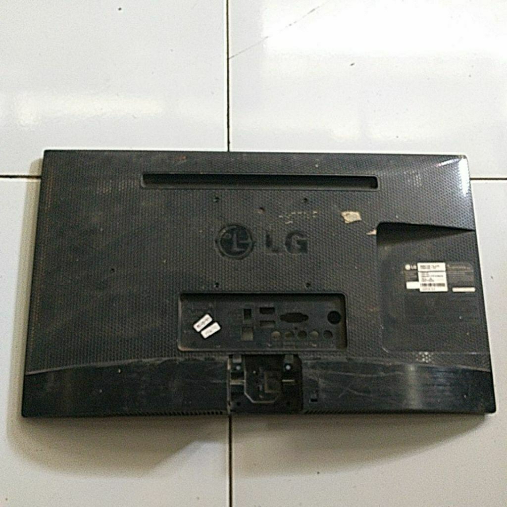 Casing Monitor TV LG LED 22MA43A-PT