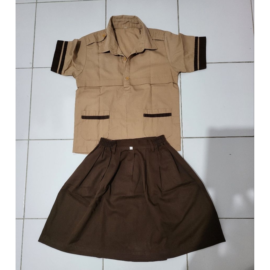 Preloved Set Pramuka anak cewek SD