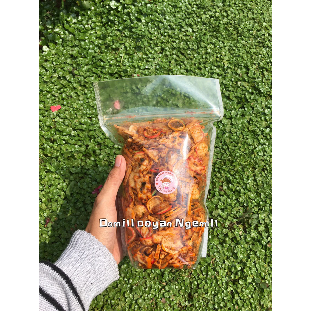 

SEBRING SEBLAK KERING BANTET MIX ASIN PEDAS GURIH DAUN JERUK ISI 500g