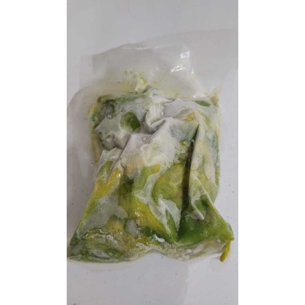 

Alpukat potong Frozen Kupas Avocado Frozen / Alpukat Frozen beku 500 gr