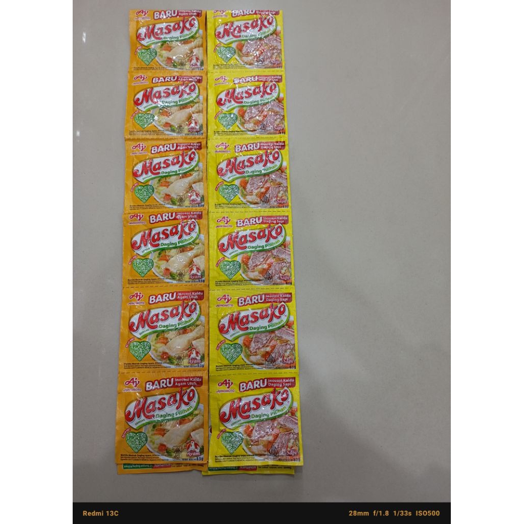 

MASAKO Bumbu Kaldu Ayam Sapi renceng isi 12