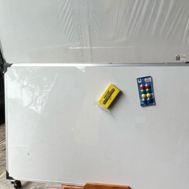 

whiteboard magnet putih-hitam -gantung tembok 60x100cm